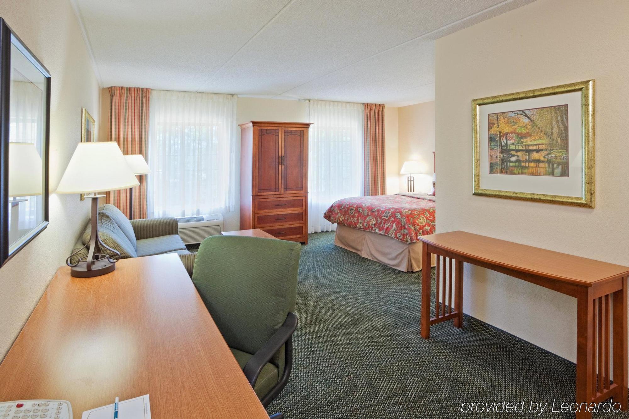 Staybridge Suites Wilmington-Newark By Ihg Room photo